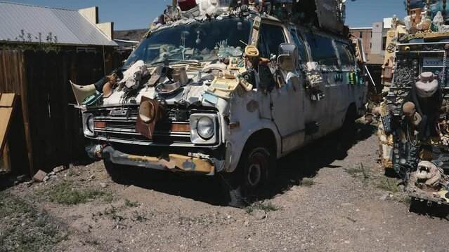 The most unique and unusual cars you have ever seen! A collection of creatively decorated cars, adorned with all kinds of quirky objects, parked in the charming town of Seligman, Arizona.

Shot in 4K.