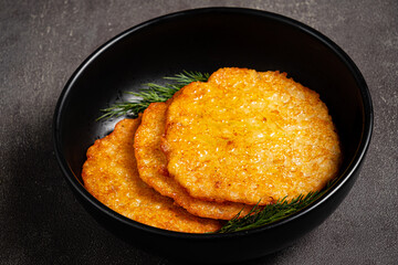 potato pancakes with sour cream