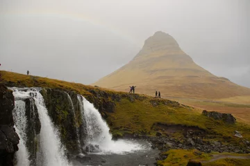 Crédence de cuisine en verre imprimé Kirkjufell Kirkjufellsfoss Waterfall and Kirkjufell mountain in Iceland