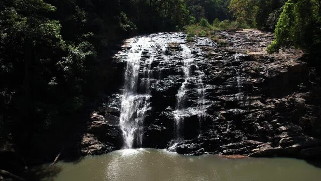 Abbe Falls It is located 8 km from the Madikeri, 122 km from Mysore, 144 km from Mangalore and 268 km from Bangalore.