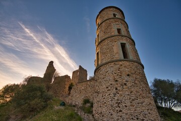 Burgruine von Grimaud iin Südfrankreich