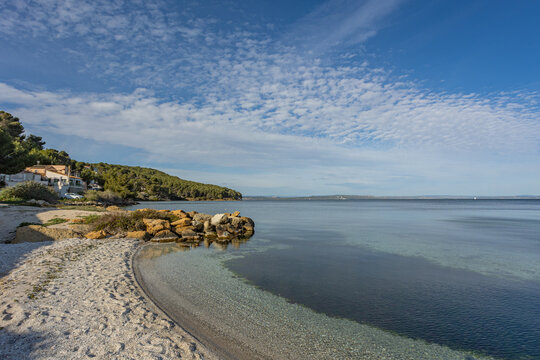 plage du Ranquet sur l'&eacute;tang de Berre &agrave; Istres