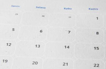 names of the days from Monday to Thursday and the dates of a month in a calendar.