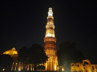 Beautiful Indian History "Qutub minar"
