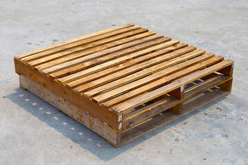 Wooden pallet for chemical products