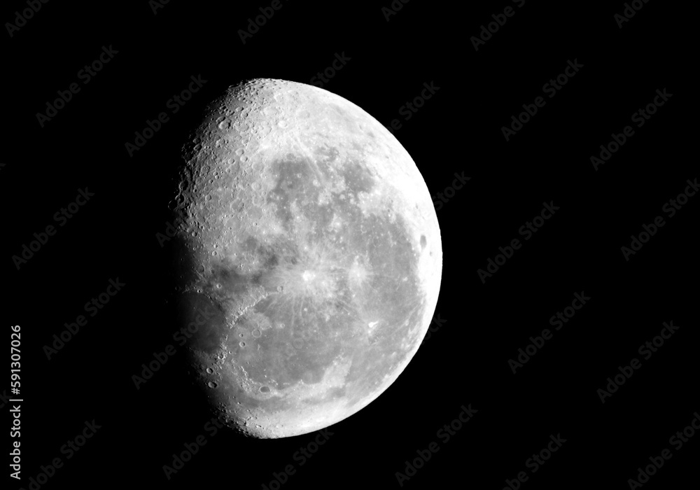 Wall mural the moon is 20 days old and is currently in the full moon phase of its lunar cycle. 77% illuminated