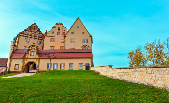 Schloss Kapfenburg Im Ostalbkreis In Baden-Württemberg