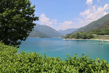 Naklejka premium Blick auf den Lago die Ledro in den Italienischen Alpen