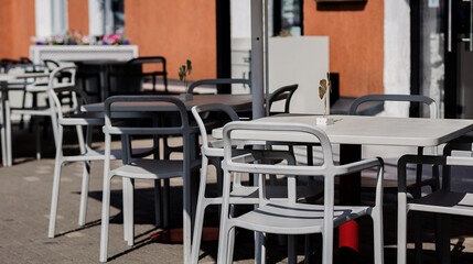Fototapeta na wymiar stylish outdoor cafe