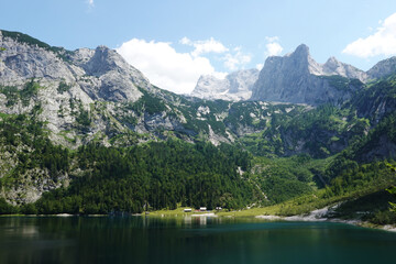 Fototapeta na wymiar Inner (Hinterer) Gosau lake in the Austrian Alps 