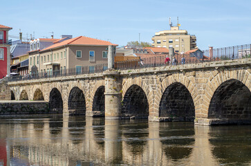 Obraz premium Roman bridge of the city of Chaves, in the North of Portugal