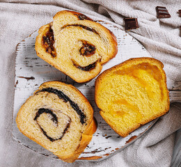 Homemade yest buns with poppy seed