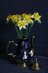 bouquet of yellow daffodils