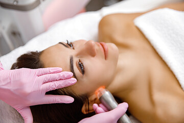 Obraz na płótnie Canvas cosmetic facial procedure,Rejuvenation treatment,Skin care service
