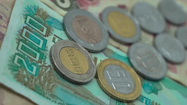 Algerian money. Algerian dinar banknotes.