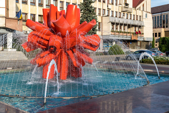 BISTRITA, TRANSYLVANIA/ROMANIA - SEPTEMBER 17 : Evening sunshine on the Artesian Fountain in Bistrita Transylvania Romania on September 17, 2018