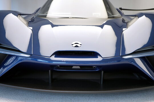 NIO EP9 Supersportwagen mit E-Antrieb im NIO House in der Gro&szlig;en Eschenheim Stra&szlig;e am 08.04.2023 in der Innenstadt von Frankfurt am Main in Hessen in Deutschland
