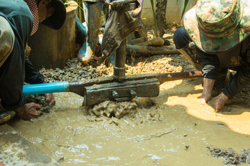 Finding groundwater, drilling groundwater by hand, a simple method