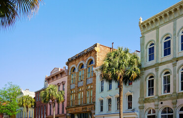 Fototapeta premium View of Broad Street in historic Charleston SC