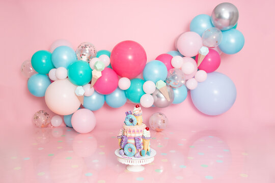Smash cake Children photography set balloons and cake