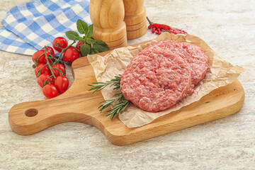 Raw pork cutlet for burger