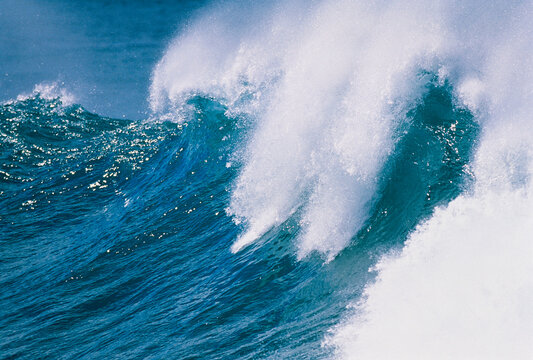 Waves, North Shore, Oahu, Hawaii, USA