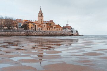 church of san lorenzo, the most emblematic monument of gijon