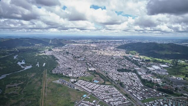 nubes pasando rapido