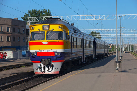 DR1 train at Riga Central Station