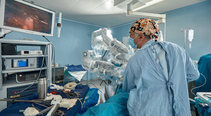 Surgery Da Vinci. Minimally invasive robotic surgery with the da Vinci surgical system. medical...