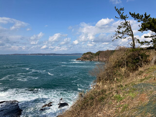 春を迎える日本海。
心に響く景色、初めて行った場所、そして美しいと感じた景色”です。