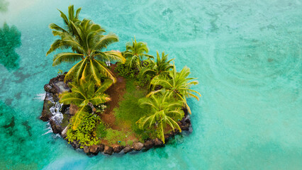 Small Island in resort bay near Waikiki Beach, Honolulu ,Oahu, Hawaii