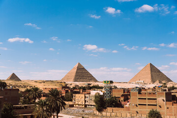 pyramids of giza