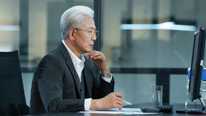 Older men work in business