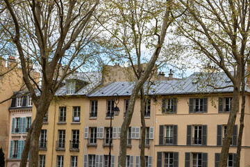 old house in the city