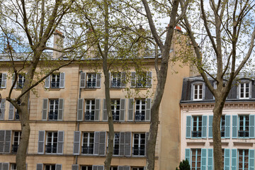 old house in the city