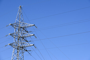 energie environnement electricité pilone ligne haute tension volt cable courant metal