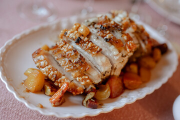 Schweinsbraten mit Kruste