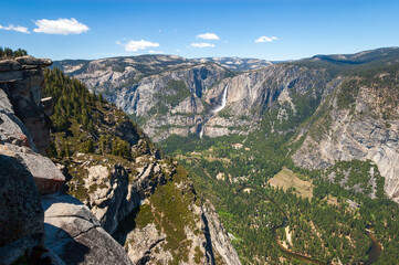 Fototapeta na wymiar Tunnel View at Yosemite National Park