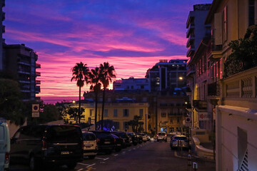 Fototapeta premium Monaco, Monaco - 28.12.2021 : Early morning and beautiful purple-blue sky at sunrise in Monte Carlo