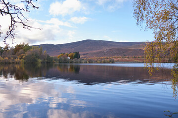 Fototapeta premium Beautiful blue sky morning on a lake in Scotland