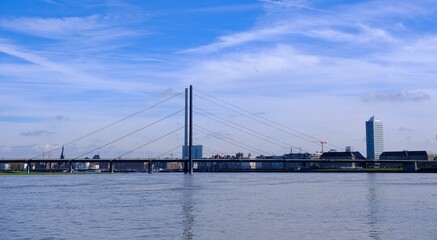 Panorama von Düsseldorf mit Blick auf die Altstadt