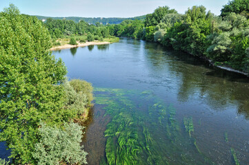 Fototapeta na wymiar France, Dordogne river in Cluges