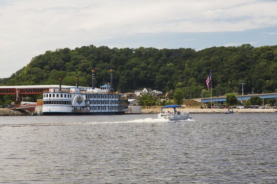 Lady Luck Casino And Boaters On The Mississippi River; Marquette, Iowa, United States Of America