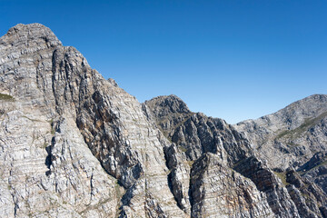 Fototapeta na wymiar overhanging cliffs at Waaihoek peak aerial, South Africa