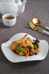 stir fried mixed vegetables,  chinese style
