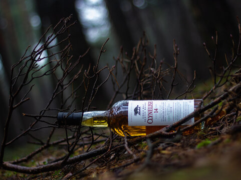 Bottle of Clynelish whisky	
