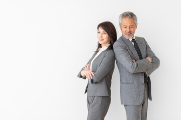 ミドル のビジネスシーン　男性　女性