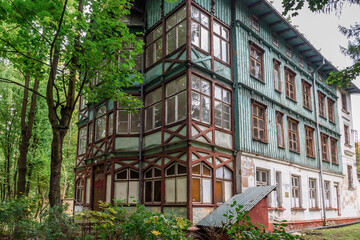 Fototapeta na wymiar Old wooden building of boarding house Waldschlos in Svetlogorsk. Russia