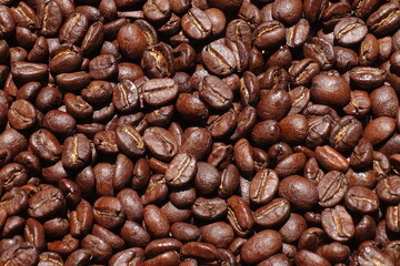 Top view of brown coffee beans, Roasted coffee beans background, Texture freshly roasted coffee beans. - 592229088